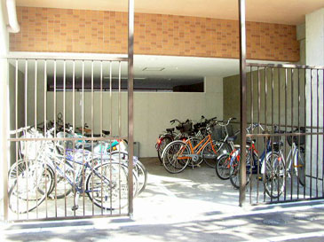 Other common areas. Also safe winter, Bicycle Covered