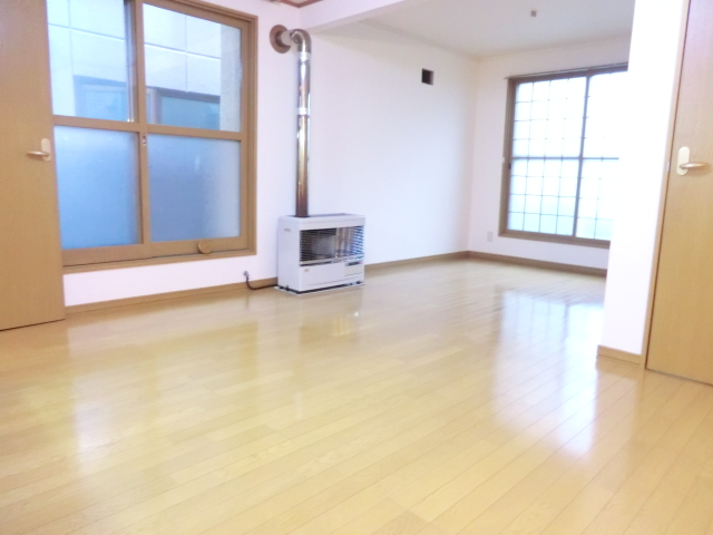 Building appearance. Spacious renovation 1LDK is a must-see in the recruitment Chubi room in a charming rent