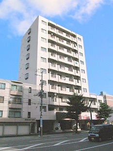 Building appearance. Elevator, auto lock, balcony, Wash basin