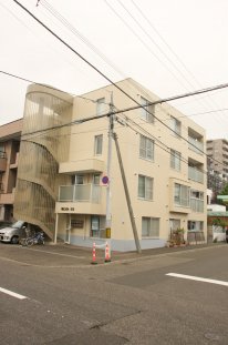 Building appearance.  ☆ You can move in the initial cost 50,000 yen! Good day in the southwest-facing