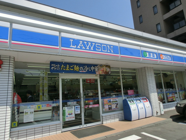 Convenience store. Lawson Sapporo Kita 6 Nishi fourteen-chome up (convenience store) 420m
