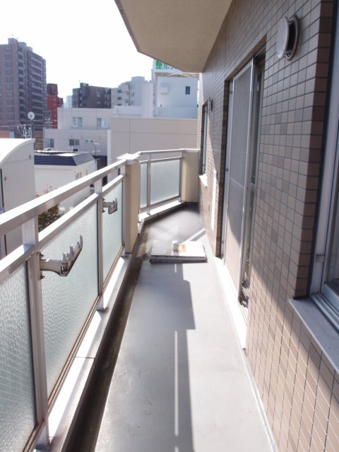 Balcony. South-facing sunny balcony! It dries also laundry firm! 