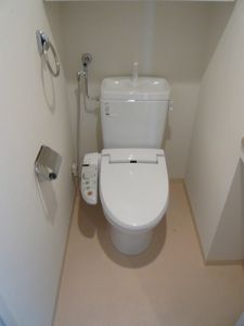 Toilet. Washlet year I can be comfortable in use are equipped! 