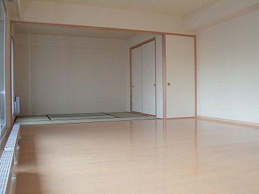 Living and room. Japanese-style More of living ☆ 