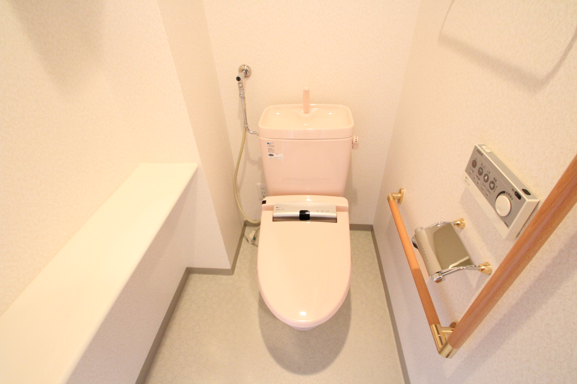 Toilet. Washlet equipped with wide toilet ☆ 