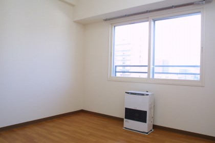 Living and room. ~ Sapporo's largest listing amount ~ Looking for room to big center shops! 