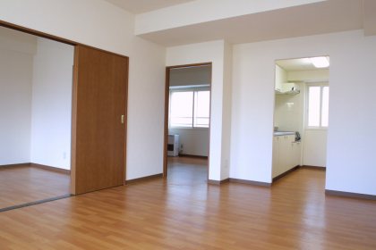 Living and room. ~ Sapporo's largest listing amount ~ Looking for room to big center shops! 