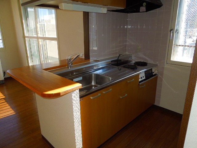 Kitchen. With electric stove, Bright kitchen space there is also a window