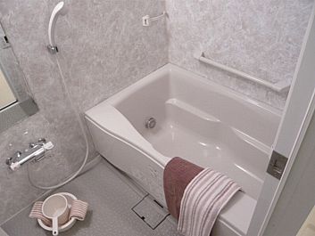 Bath. With reheating, Large bathroom