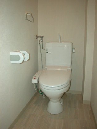 Toilet. Toilet ☆ It is with washlet! 