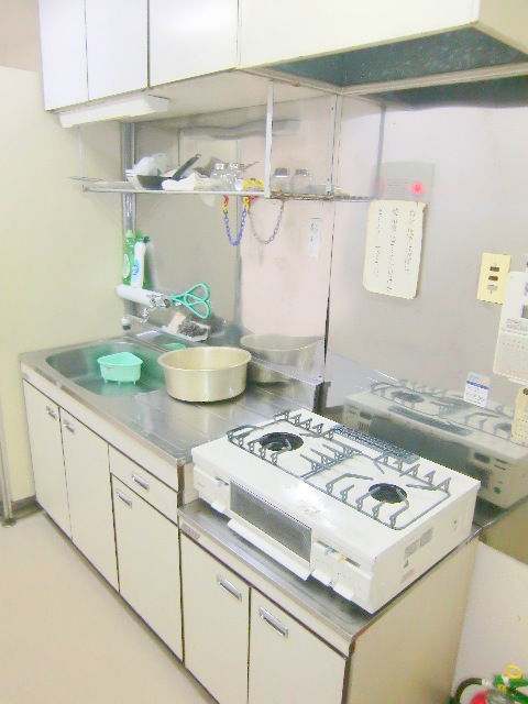 Kitchen. It is beautiful in the pre-cleaning