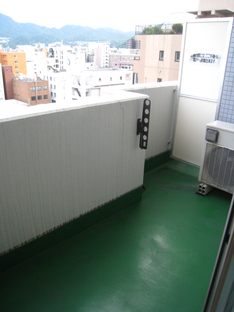 Balcony. Spacious balcony ☆ It is no good to Nante grilled meat