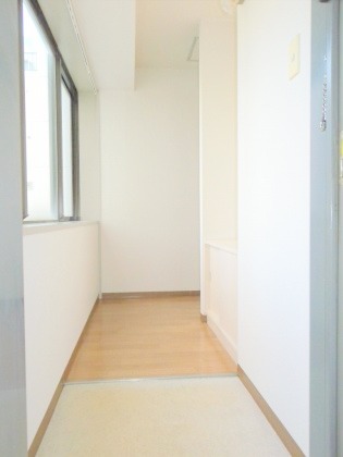 Entrance. Located in the heart of the city center ☆ We introduce here the listing brokerage fee 0 yen in our shop