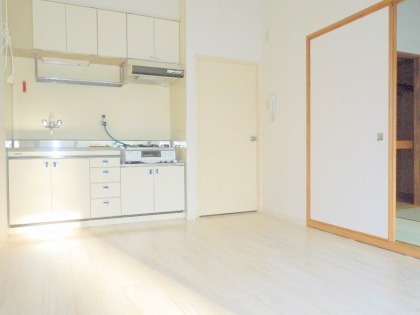 Kitchen. Located in the heart of the city center ☆ We introduce here the listing brokerage fee 0 yen in our shop