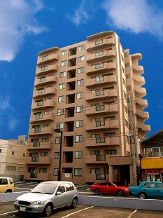 Building appearance. It is a popular high-rise apartment type