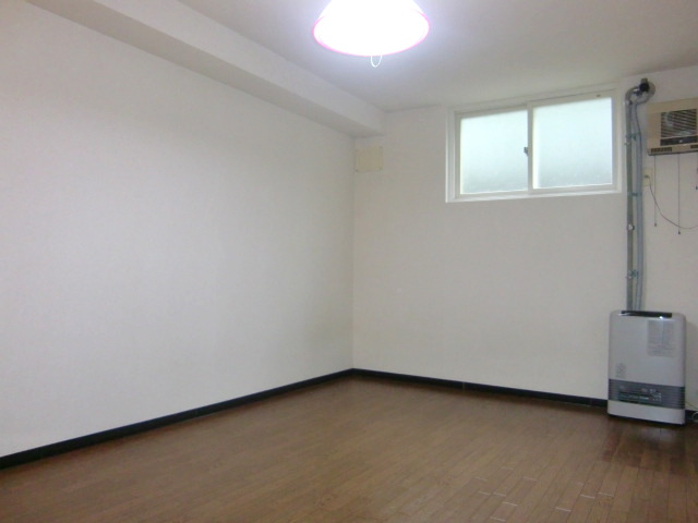 Other room space