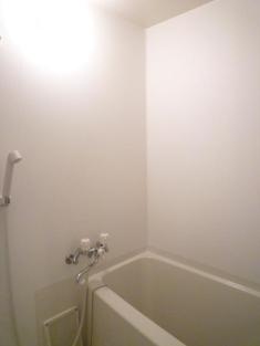 Bath. ~ Sapporo's largest listing amount ~ Looking for room to big center shops! 