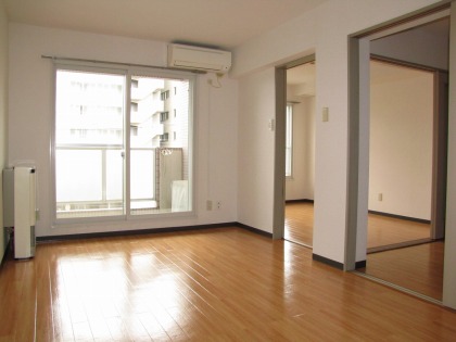 Living and room. ~ Sapporo's largest listing amount ~ Looking for room to big center shops ☆ 彡