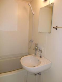 Bath. ~ Sapporo's largest listing amount ~ Looking for room to big center shops! 