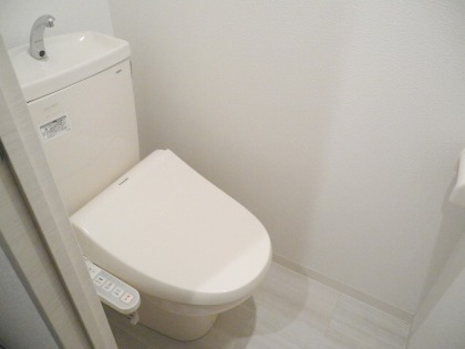 Toilet.  ☆ Warm water washing toilet seat ☆ 