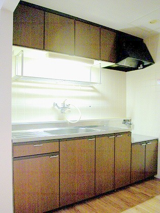 Kitchen. Utility costs in the city gas is economically! You can move in the contract money 0 yen plan ☆ 