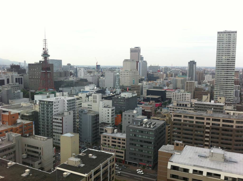 View. It overlooks the Sapporo Station and the TV Tower from the north window ☆ 