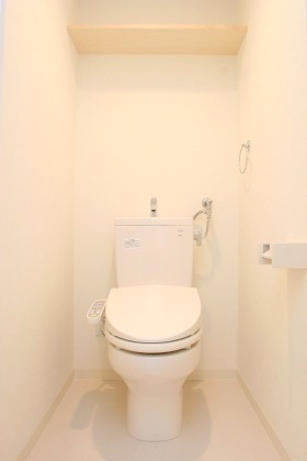 Toilet. Washlet is of course with ☆ 