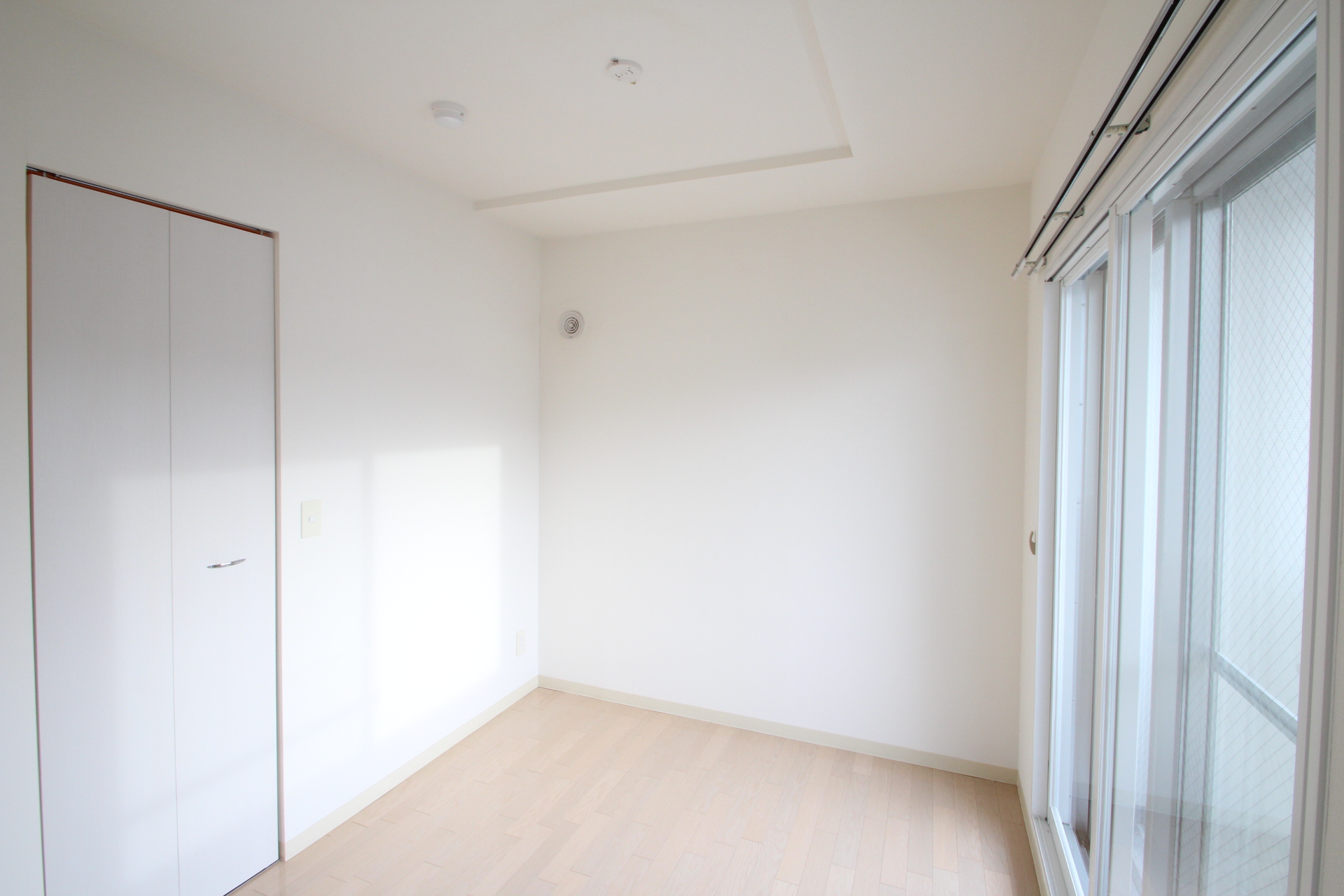 Other room space. Western-style is also bright ☆ 