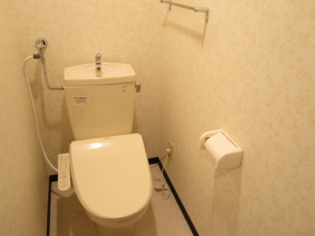 Toilet. Washlet is no longer mast ☆ 