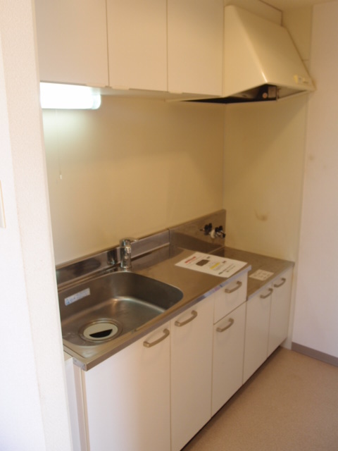 Kitchen. Is a good independent kitchen user-friendly! Storage There are also a lot! 