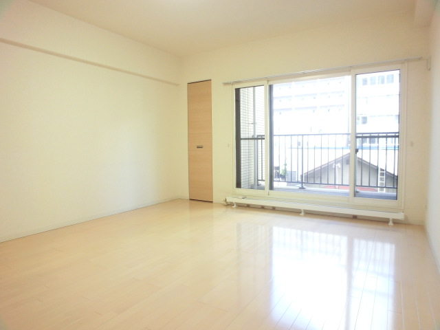 Other room space. Very large Western-style ☆ 