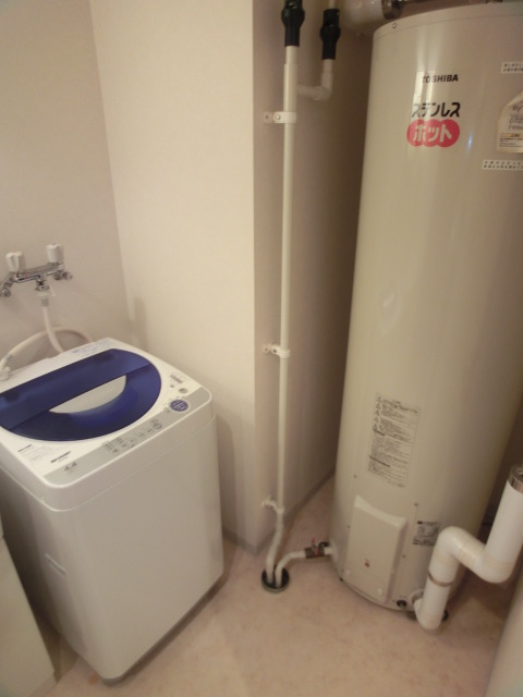 Washroom.  ※ Furnished appliances per month +3000 yen