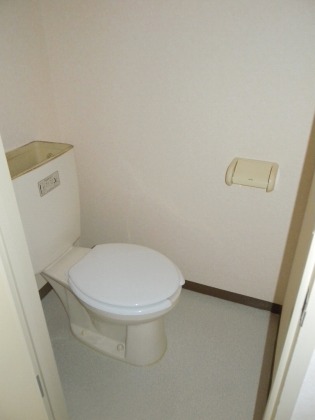 Toilet. ~ Sapporo's largest listing amount ~ Looking for room to big center shops! 