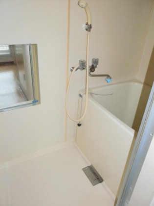 Bath. ~ Sapporo's largest listing amount ~ Looking for room to big center shops! 