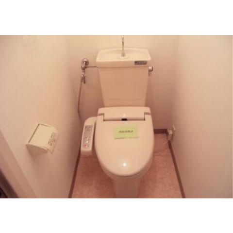 Toilet. Washlet year I can be comfortable in use are equipped! 