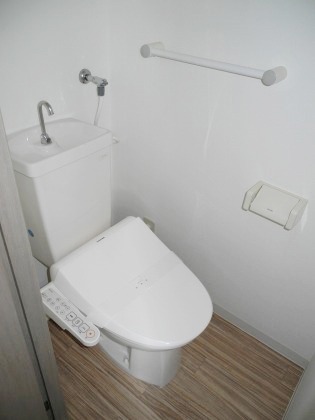 Toilet. ~ Sapporo's largest listing amount ~ Looking for room to big center shops! 