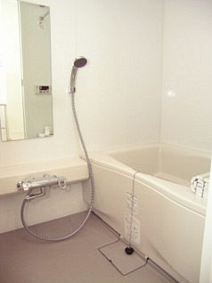 Bath. Utility costs is also safe in the large bathroom