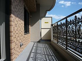 Balcony. Jose and laundry are a lot of. 