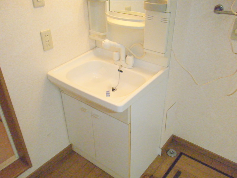 Washroom. Shandore