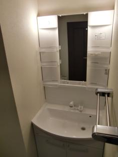 Washroom. ~ Sapporo's largest listing amount ~ Looking for room to big center shops! 