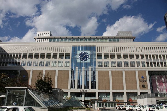 Shopping centre. Stellar Place until the (shopping center) 630m