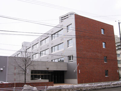 Primary school. 559m to Sapporo Municipal Maruyama Elementary School (elementary school)