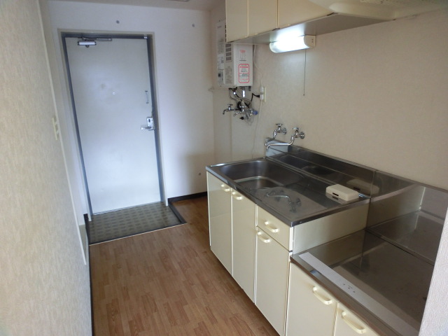 Kitchen. It is a photograph of the kitchen space ☆ 