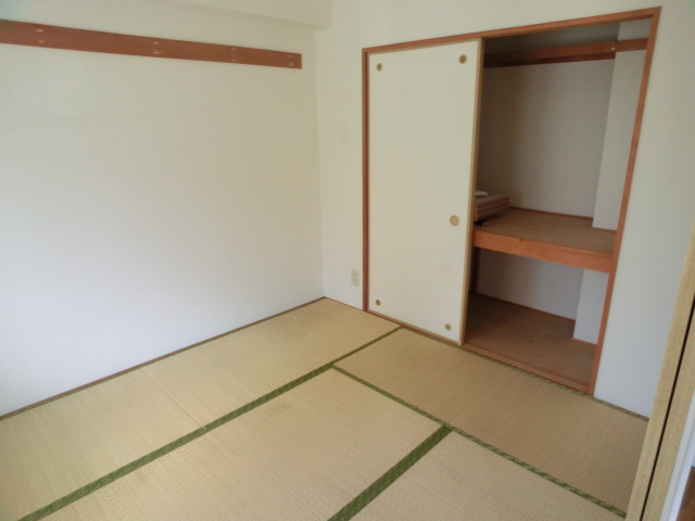 Other room space