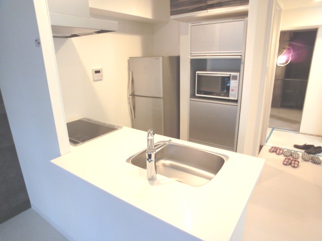 Other room space. Popular face-to-face kitchen ☆ 