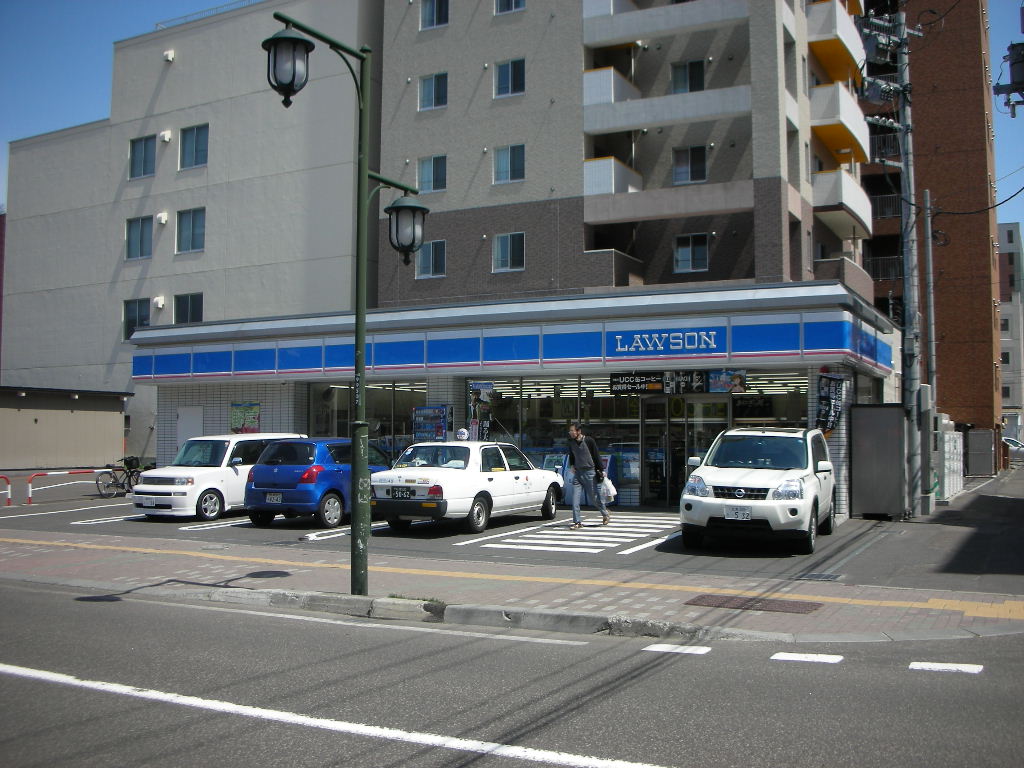 Convenience store. Lawson Sapporo Kita 5 Nishi nineteen-chome up (convenience store) 168m