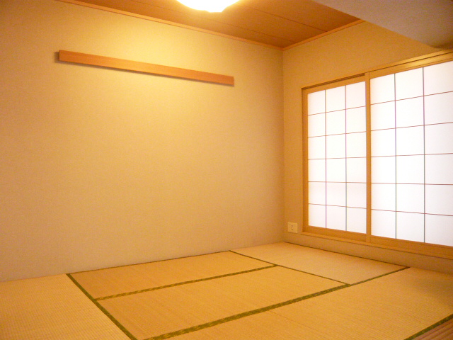 Security. Japanese-style room with atmosphere ☆ 