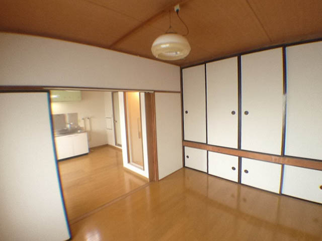 Other room space. Western-style are spacious ☆ 