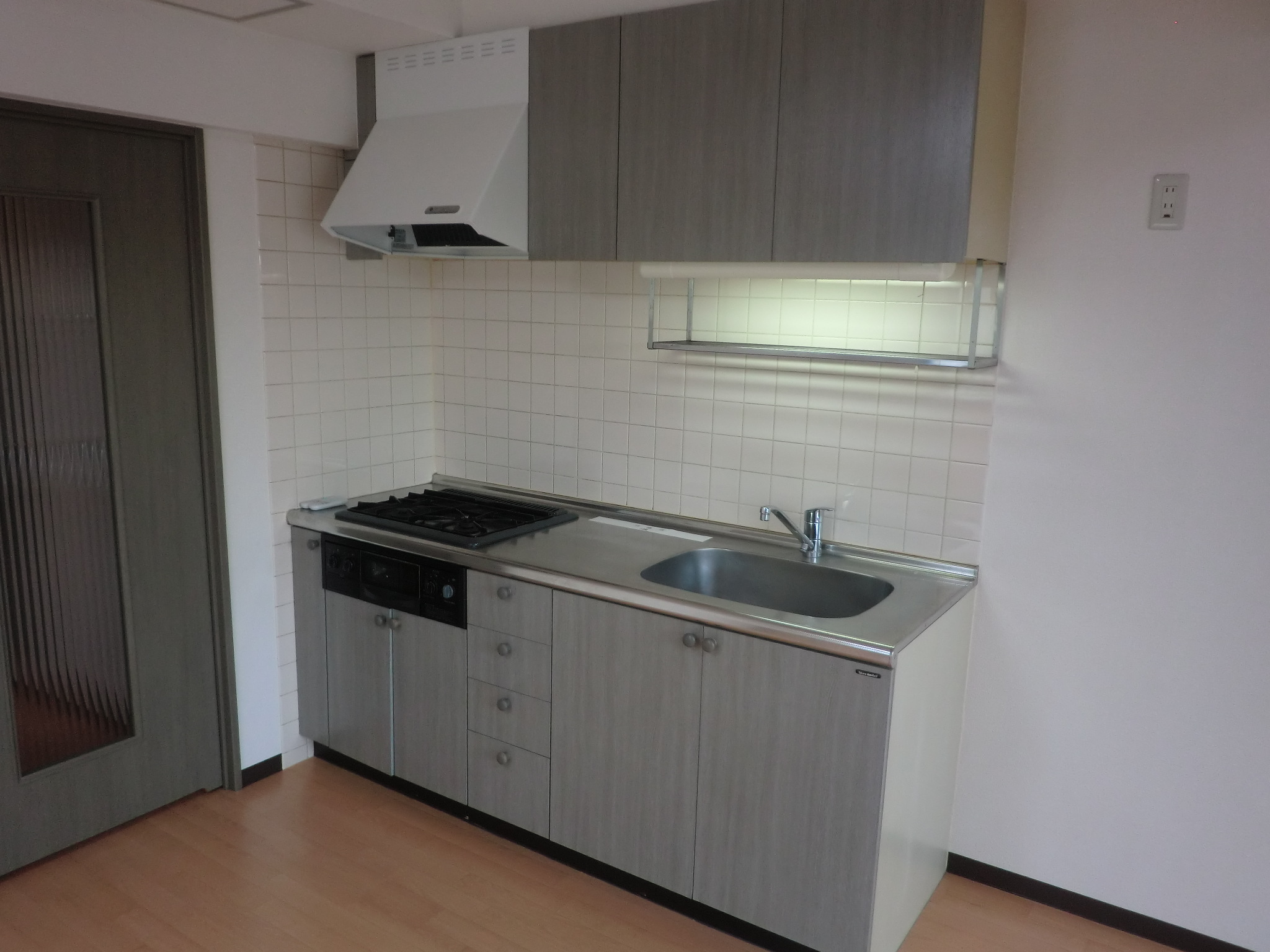 Kitchen.  ◆ System kitchen! 