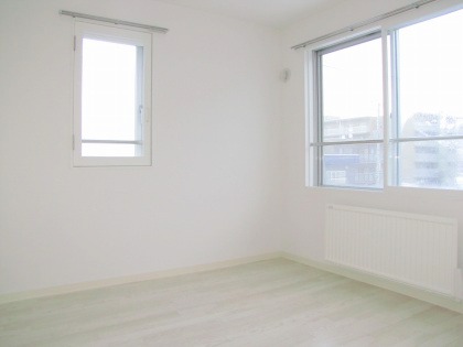 Other room space. Popularity of all Western-style